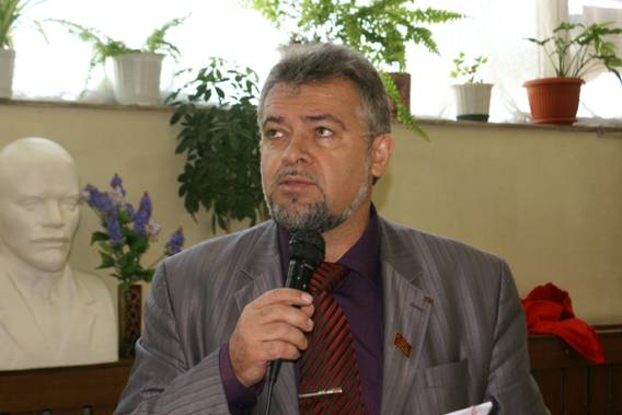 Гришуков 2011 06 25 конференция КПРФ 154.JPG